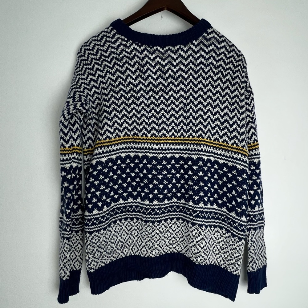 Confess Navy White Fair Isle Sweater Size M Nordic Knit Winter Pullover Cozy